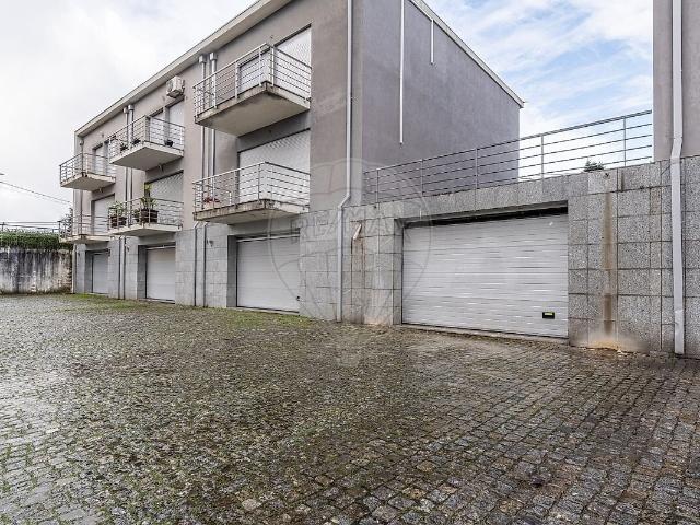 Garagem venda em Boticas, Vila Nova de Famalicão