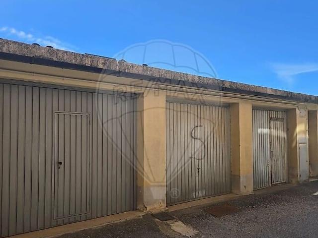 Garagem venda em Montes Claros, Coimbra