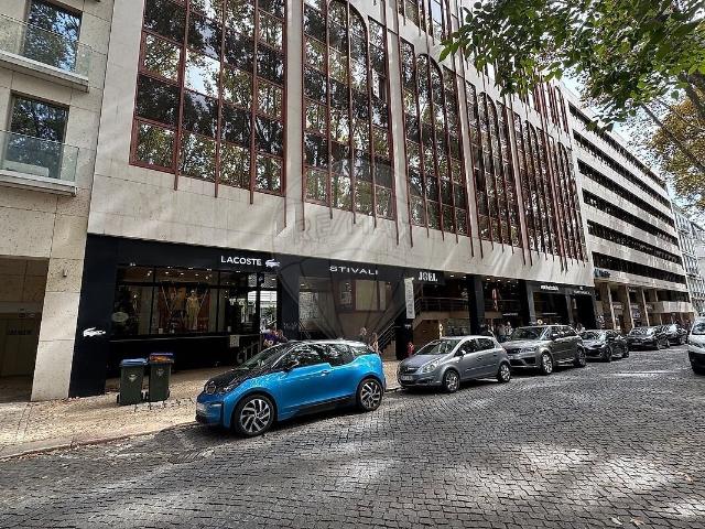 Garagem venda em São José, Lisboa