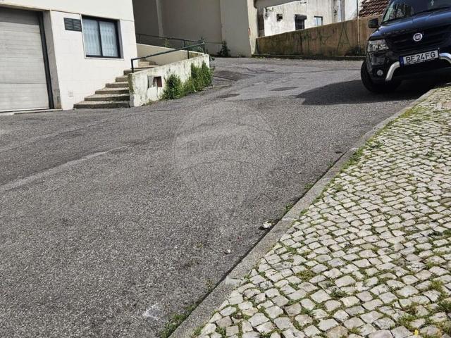 Garagem venda em Pego Longo, Sintra