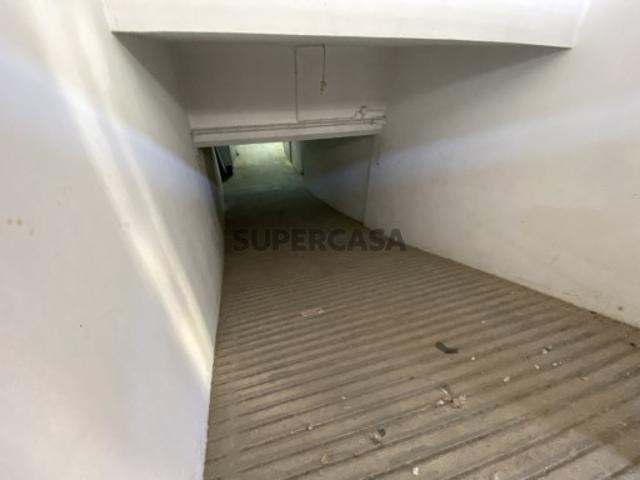 Garagem venda em Bom Retiro, Portimão