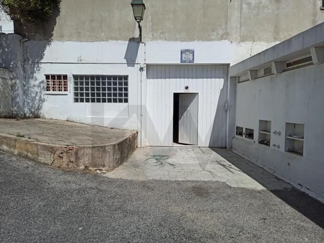 Garagem alugar em Cascais, Quinta de São Martinho