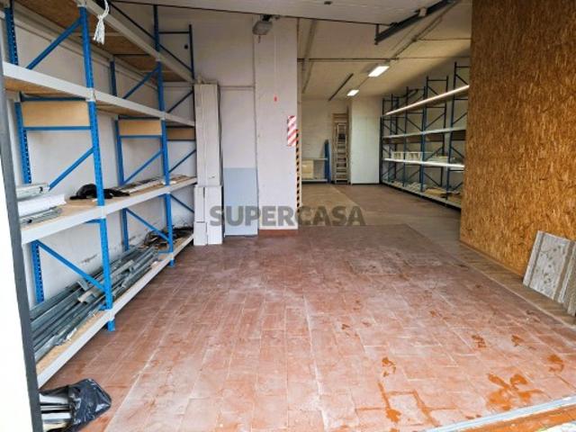 Garagem venda em Tapada das Mercês, Sintra