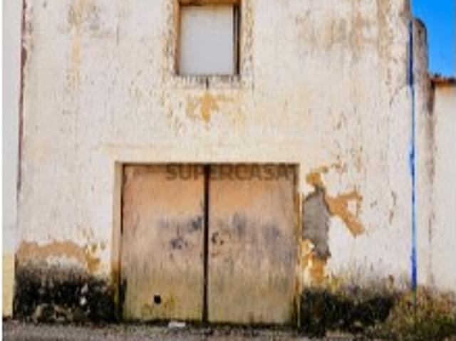 Garagem venda em Torres Vedras, Lisboa