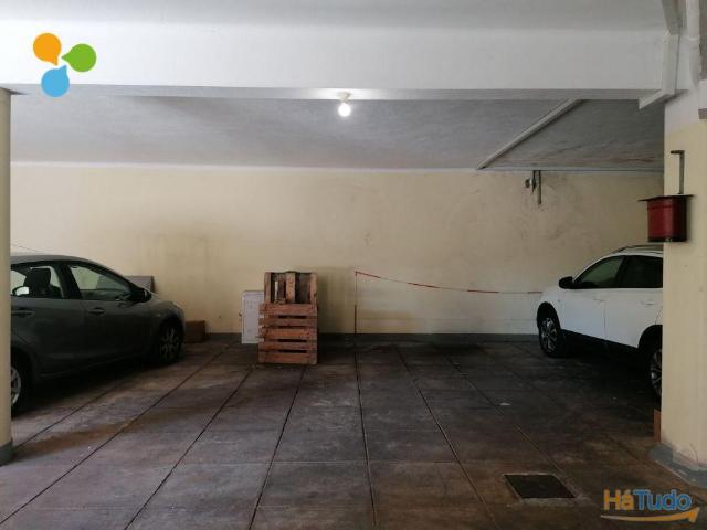 Garagem alugar em Porto