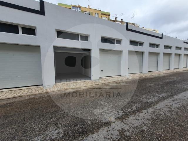 Garagem alugar em Setúbal (São Julião, Nossa Senhora da Anunciada e Santa Maria da Graça), Setúbal