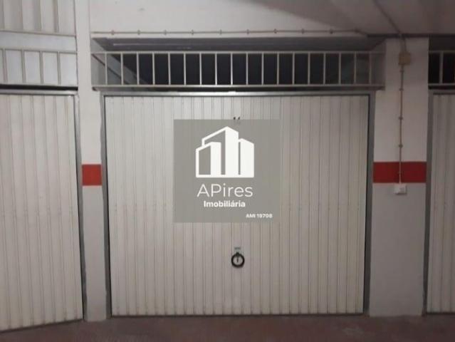 Garagem venda em Costa da Caparica, Almada
