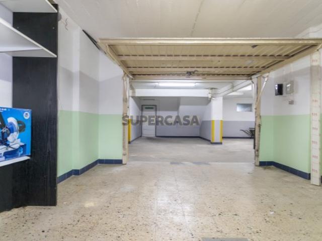 Garagem venda em Setúbal