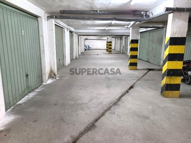 Garagem venda em Olhão, Faro
