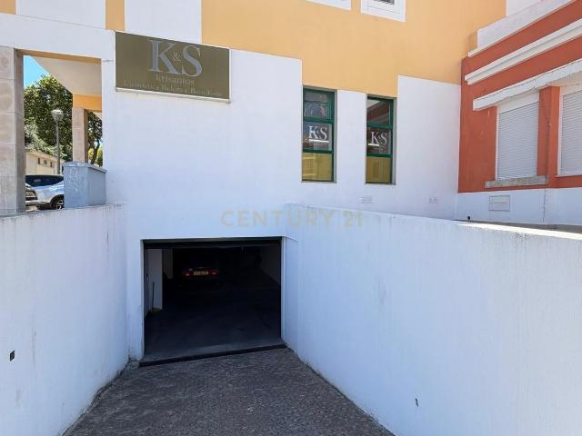 Garagem venda em Troino, Setúbal