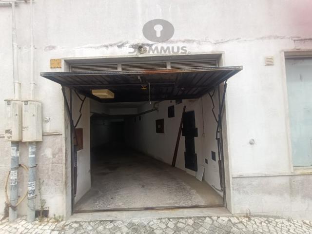 Garagem alugar em Sintra, Lisboa