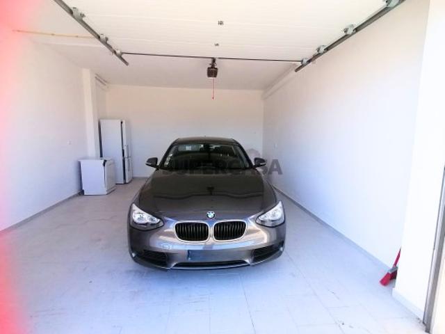 Garagem venda em Sesimbra (Castelo), Sesimbra