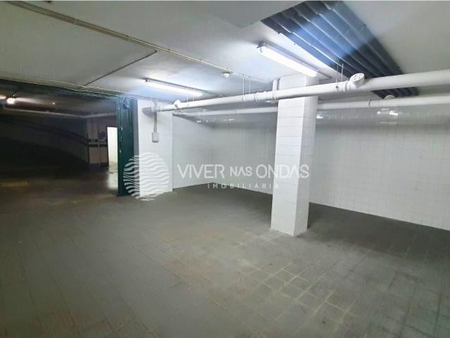 Garagem alugar em Porto, Lordelo Do Ouro