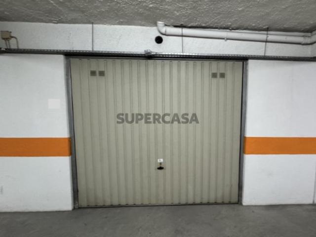 Garagem venda em Sesimbra Garagem venda em Sesimbra