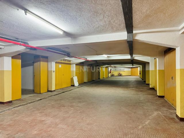 Garagem venda em Santo António da Caparica, Costa Da Caparica