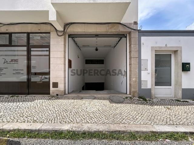 Garagem venda em Caldas Da Rainha, Leiria