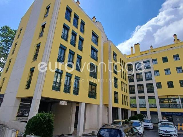 Garagem alugar em Leiria