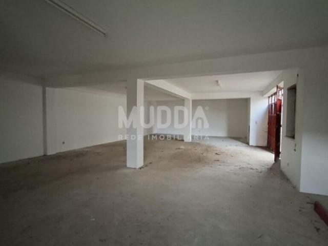 Garagem venda em Bragança