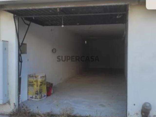 Garagem venda em Cartaxo, Santarém