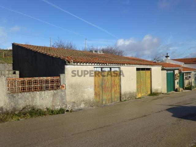 Garagem venda em Arganil, Cepos