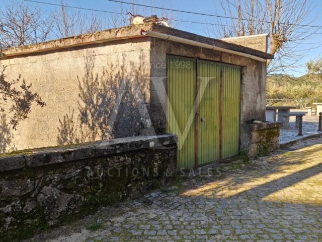 Garagem venda em Guarda, São Julião