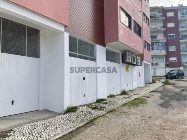 Garagem venda em Abrantes, Santarém