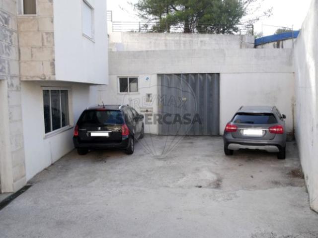 Garagem venda em Alverca Do Ribatejo, Lisboa