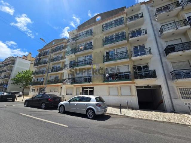 Garagem venda em Sintra, Quinta da Portela