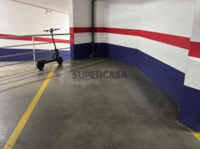 Garagem venda em Benfica, Lisboa