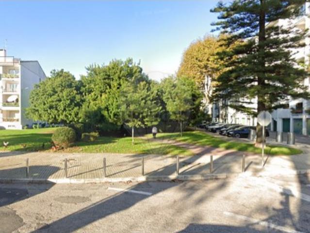 Garagem venda em Rebelva, Cascais