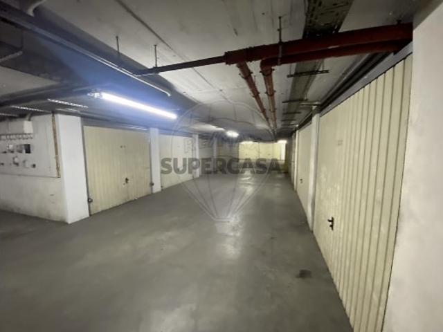 Garagem venda em Alenquer, Lisboa