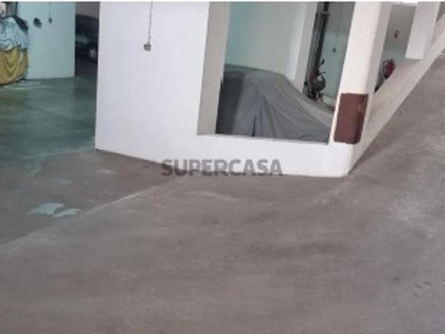 Garagem venda em Seixal, Corroios