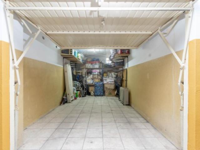 Garagem venda em Santo António da Caparica, Almada