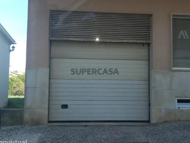 Garagem venda em Ferreira do Zêzere