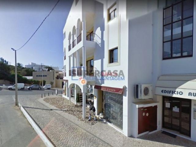 Garagem venda em Lagoa, Faro