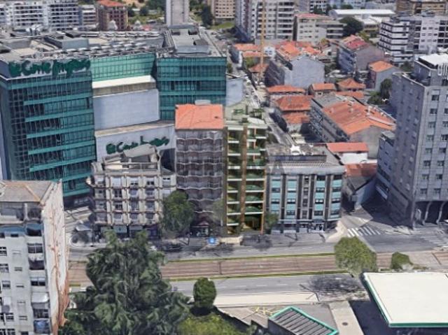 Garagem venda em Vila Nova De Gaia, Mafamude