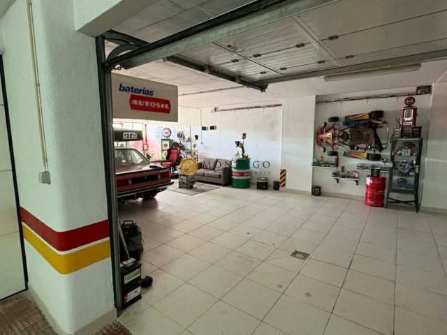 Garagem venda em Casal do Chapim, Odivelas