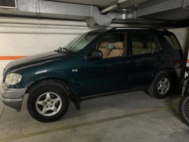 Garagem venda em Oeiras, Lisboa