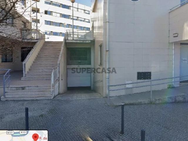 Garagem venda em Guimarães, Braga