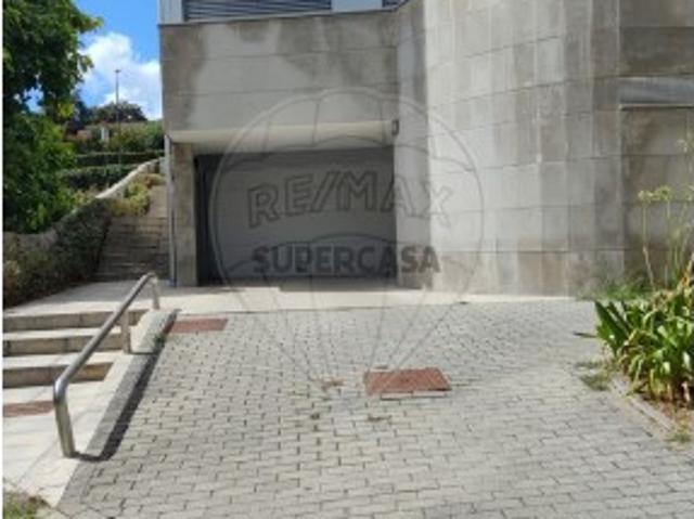 Garagem venda em Guimarães, Braga