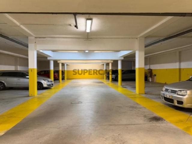 Garagem venda em Porto