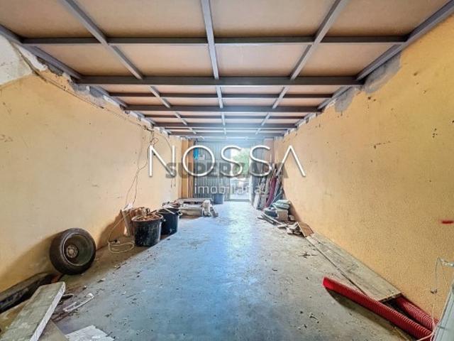 Garagem venda em Rio de Mouro Velho, Sintra