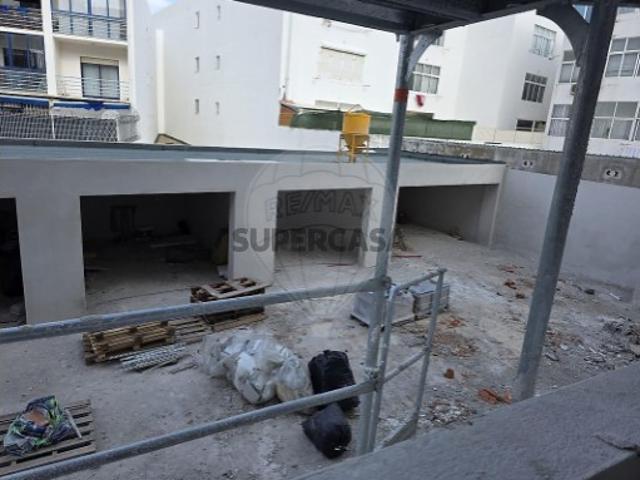 Garagem venda em Loulé, Faro