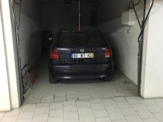 Garagem venda em Alcochete, Setúbal