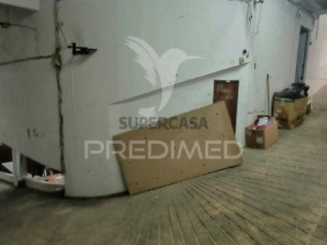 Garagem venda em Vila Nova De Gaia, Porto
