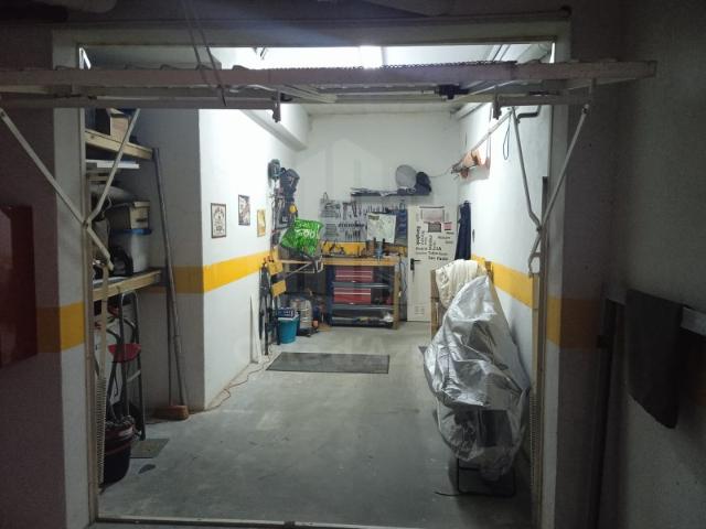 Garagem venda em Sesimbra (Castelo), Sesimbra