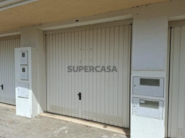 Garagem venda em Santiago Do Cacém