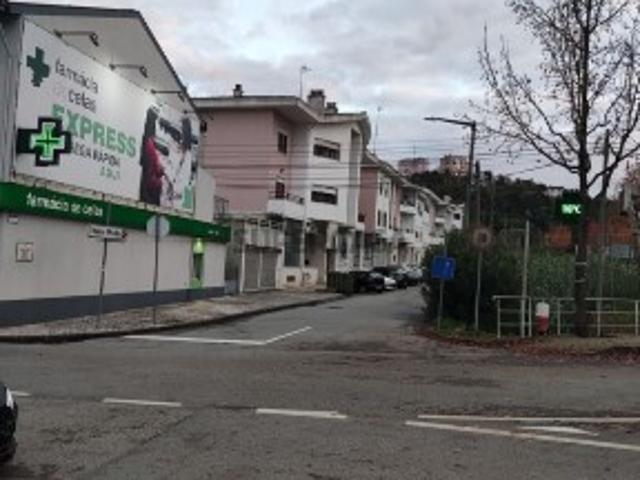Garagem venda em Coimbrã, Sé Nova