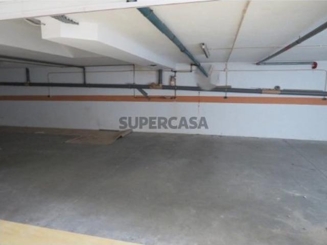 Garagem venda em Setúbal