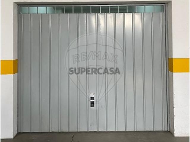 Garagem venda em Tavira, Faro